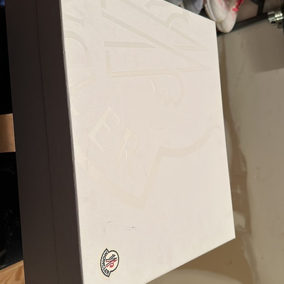 Womens authentic moncler rain boots NWT box receipt& both dust bags - Picture 6 of 10